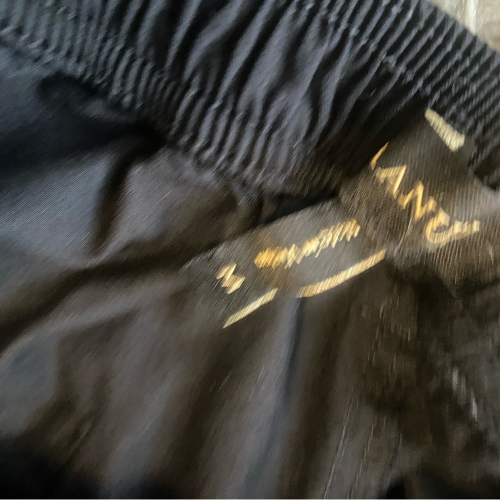 Jaanuu Black Scrub Set - Picture 8 of 8